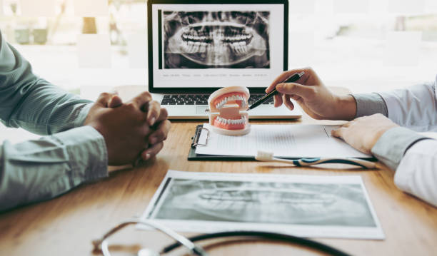 Best Dentist for Tooth Abscess  in Mcgregor, FL